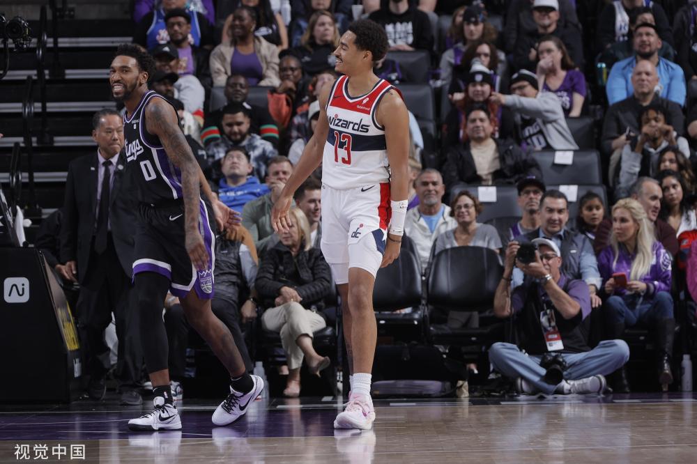 揭示背后的 揭示背后的