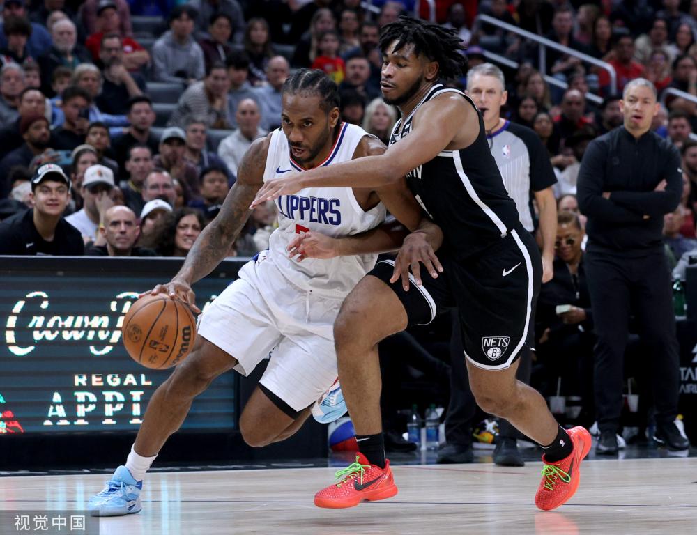 成长并脱颖 成长并脱颖